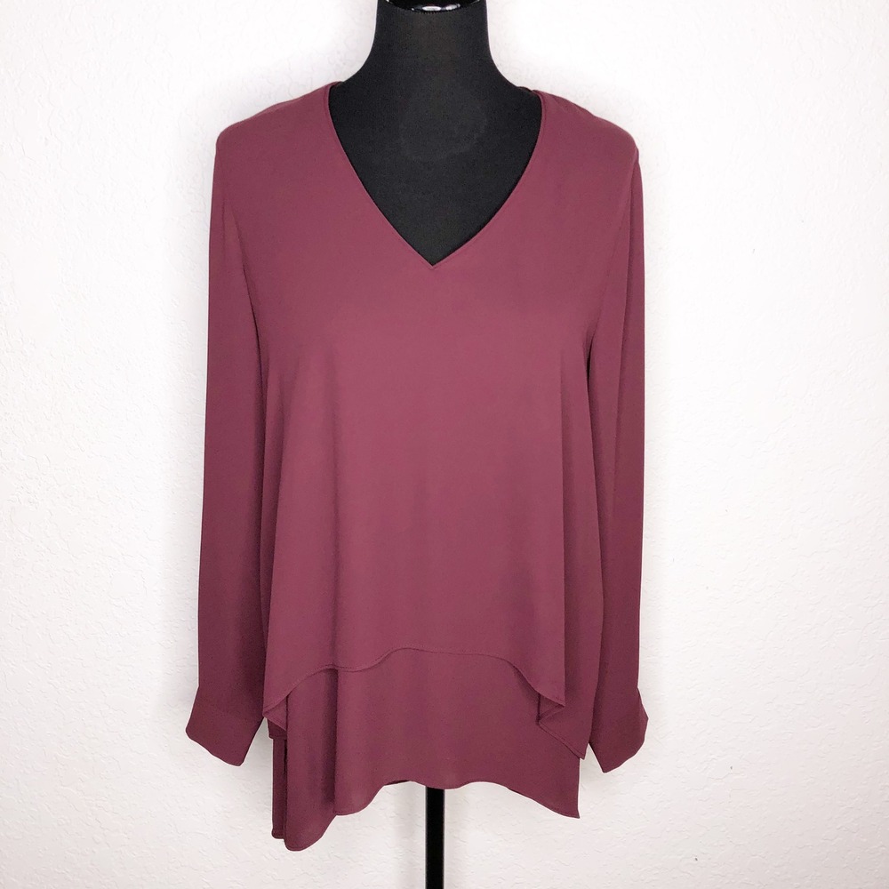 White House Black Market Burgundy V-Neck Layered Hem Blouse Small Wine Top